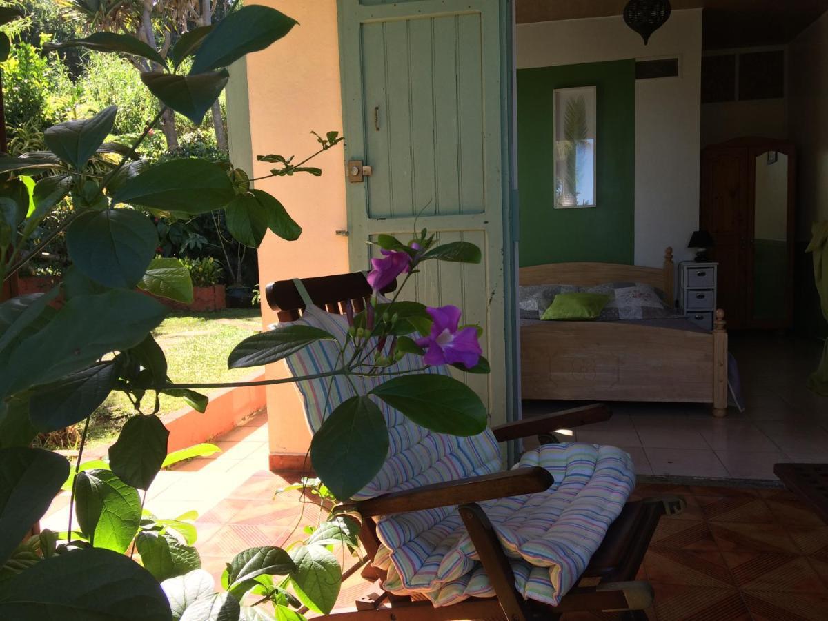 Bed and Breakfast chez mamie Les Avirons Zewnętrze zdjęcie